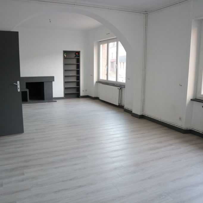 Location Maison 5 pièces 122m² - Photo 1