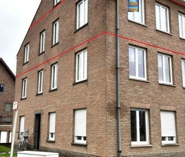 Appartement te huur in Kortrijk voor € 700 met 2 slaapkamers - Photo 6