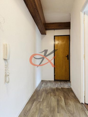 Pronájem bytu 1+1 40 m2 - Fotografie 4
