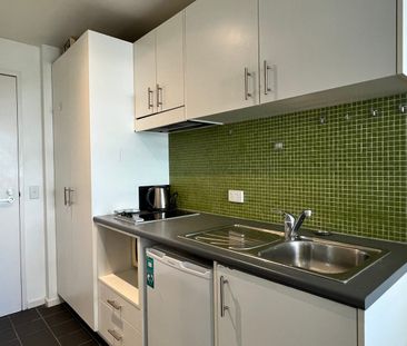 Convenience location - Photo 1