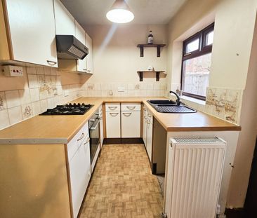 Preston Road, Standish, Wigan, Lancashire, WN6 - Photo 5