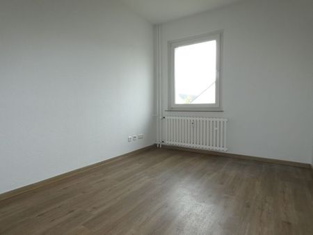 *** Endlich gefunden! 3 Raum Whg mit Balkon – tolle Lage!*** - Photo 4