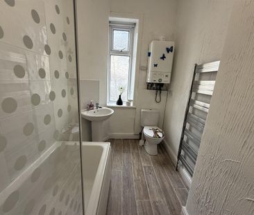 2 bed terraced house to rent in Reed Street, Burnley, BB11 - Photo 3