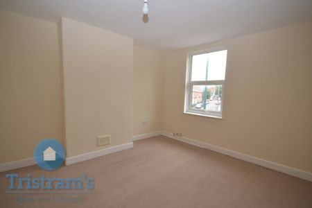2 bed Mid Terraced House for Rent - Photo 2