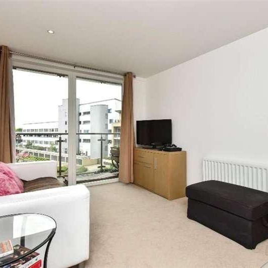 Viridian Apartments, Battersea Park Road, London, SW8 - Photo 1