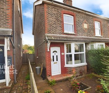 3 bedroom semi-detached house to rent - Photo 1