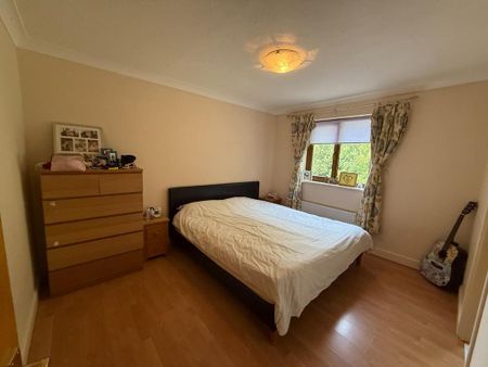 4 bedroom detached house to rent - Photo 5