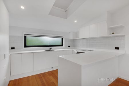 3/1 Collier Crescent, Brunswick - Photo 5