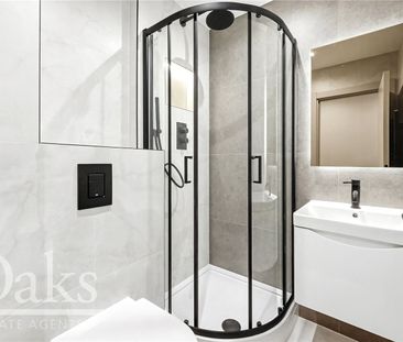 Dingwall Road, East Croydon, Surrey - Photo 6