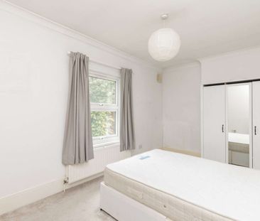 Attractive period conversion property with charm and character loca... - Photo 5