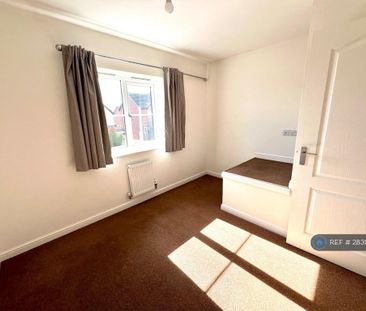 2 bedroom terraced house to rent - Photo 2