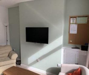2 bedroom private hall to rent - Photo 2