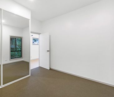 Contemporary Oasis - Photo 3
