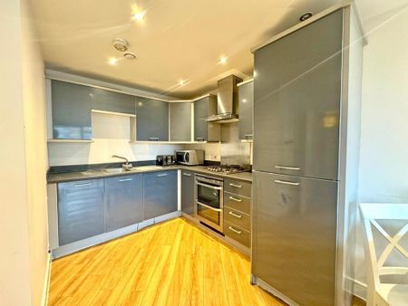 2 bedroom apartment to rent - Photo 5