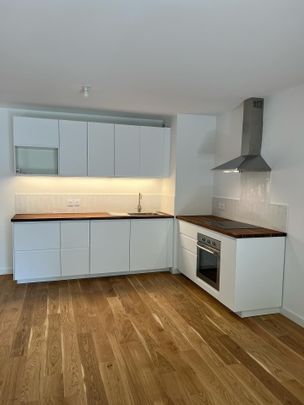 Appartement 3 pièces 78m2 MARSEILLE 7EME 1 370 euros - Photo 1