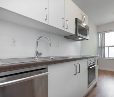 99 Tyndall Avenue - Photo 4