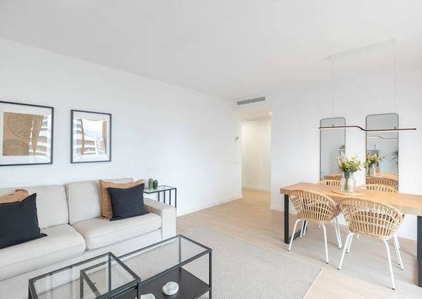 Carrer de Pi i Margall, Badalona, Catalonia 08912