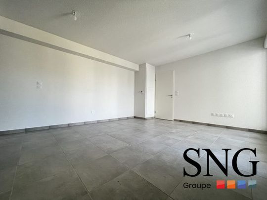 T3 AVEC BALCON ET UN PARKING COUVERT - Photo 1