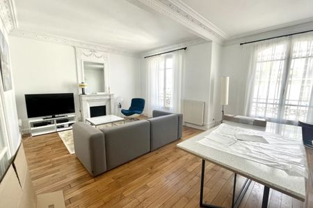 Appartement à louer à Paris 1Er - Photo 2