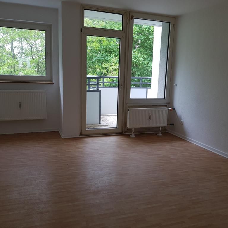 3-Zimmer-Wohnung in Wuppertal Oberbarmen-Wichlinghausen - Foto 1