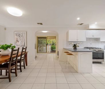 38 Dean Street, - Photo 6