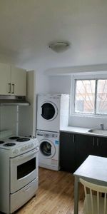 3.5 logement Demi sous sol Elec.inclus Villeray - Photo 3
