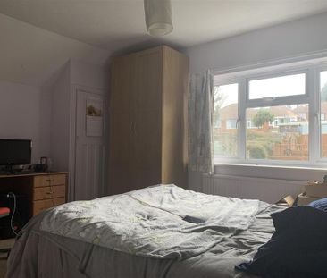 4 bedroom house to rent - Photo 1