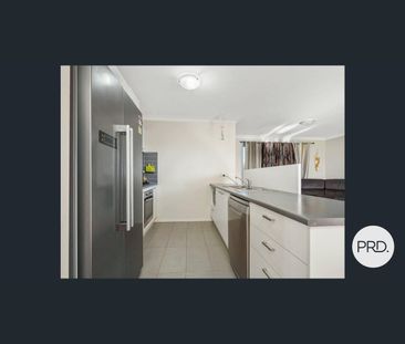 43 Sovereign Circuit, Glenfield, NSW 2167 - Photo 2