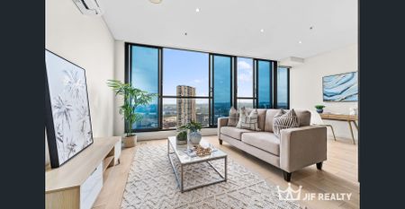 Stunning one bedroom with huge study and magnificent water view! - Photo 5