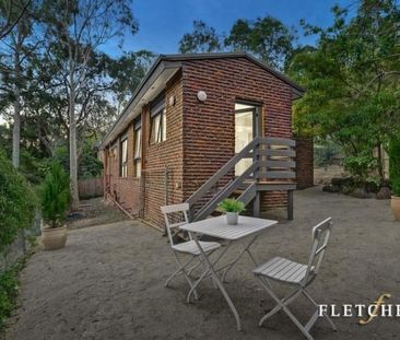 Charming Single Level Home - Photo 3