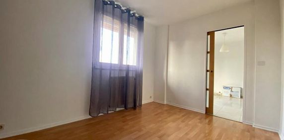 Location Appartement 2 pièces 32m² LAGNY SUR MARNE 77400 - Photo 2
