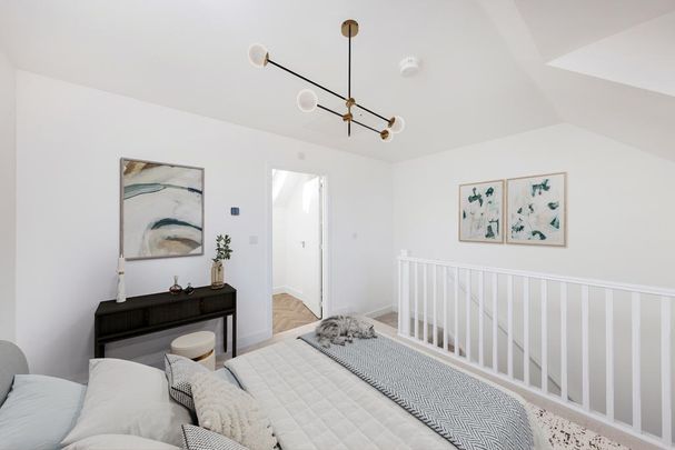 3 bedroom semi-detached house to rent - Photo 1