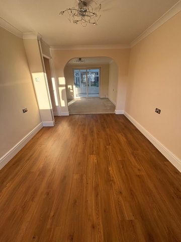 Ashlee Walk, Reading, Woodcote - Photo 2