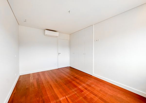 Penthouse T4 com Terraço Privativo em Matosinhos Sul