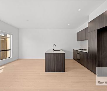 Brand New Luxury Living in the Heart of Wollert - Photo 6