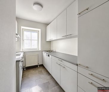 Charmante Dachgeschosswohnung in ruhiger Lage von Leonding mit Balkon - Photo 2