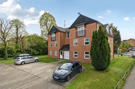 Radwinter Road, CB11, Saffron Walden - Photo 4