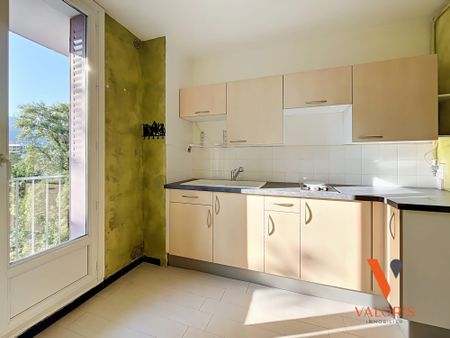 Location Appartement 2 pièces 42m² ST MARTIN D HERES 38400 - Photo 4