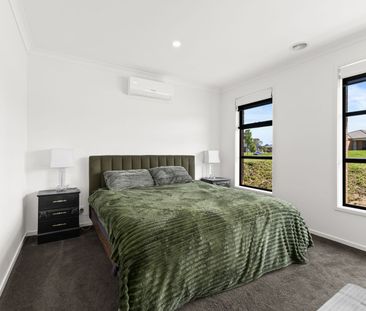 Stylish, Low-Maintenance Living You’ll Love! - Photo 4