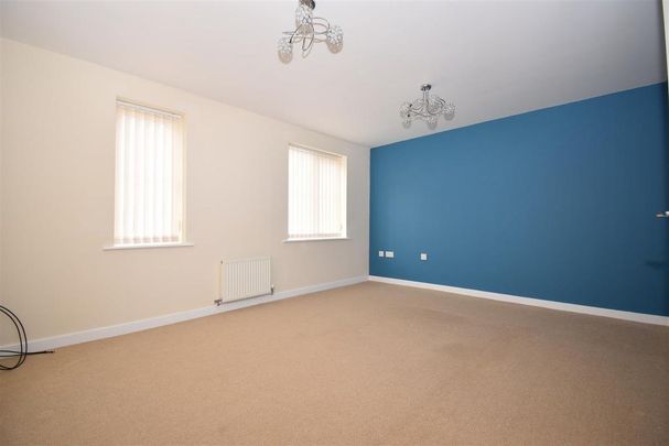 3 bedroom detached house to rent - Photo 1