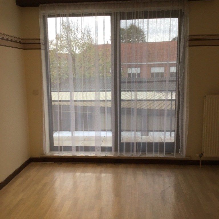 - Sint-Niklaas – Knus appartement met terras en garage - Photo 1