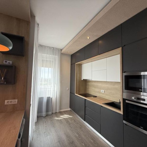Apartament 2 camere, vedere spectaculoasa, bloc nou, Malul Muresului - Photo 1