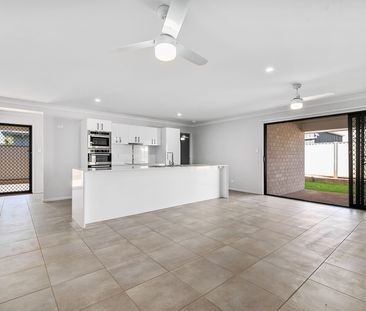 Stylish & Spacious Home You Don't Want to Miss! - Photo 4