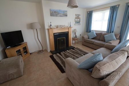 62 Cappagh Avenue (Student Let), Portstewart, BT55 7RY - Photo 2