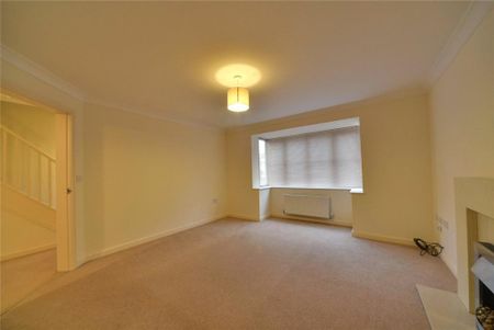 4 bedroom detached house to rent - Photo 3