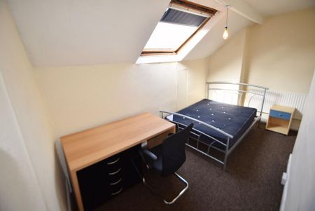 4 bedroom house share to rent - Photo 3