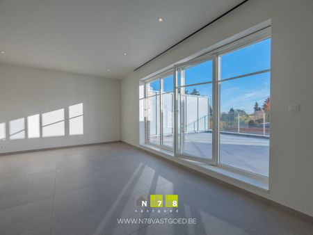 Appartement te huur - Foto 2