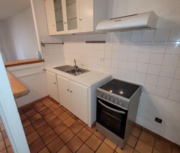 Location Appartement 3 pièces 76m² LA CRAU 83260 - Photo 2