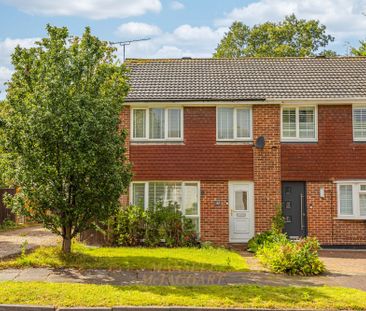 Heathfield, Crawley, RH10 - Photo 5
