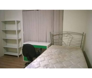 Furnished Room rental with only walking distance to Curtin Uni & Am... - Photo 1